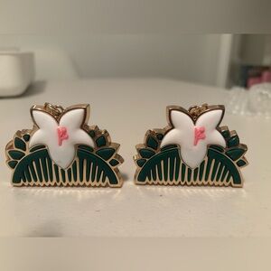 Bath & Body Works Mulan Flower Comb Pocketbac Holders x2